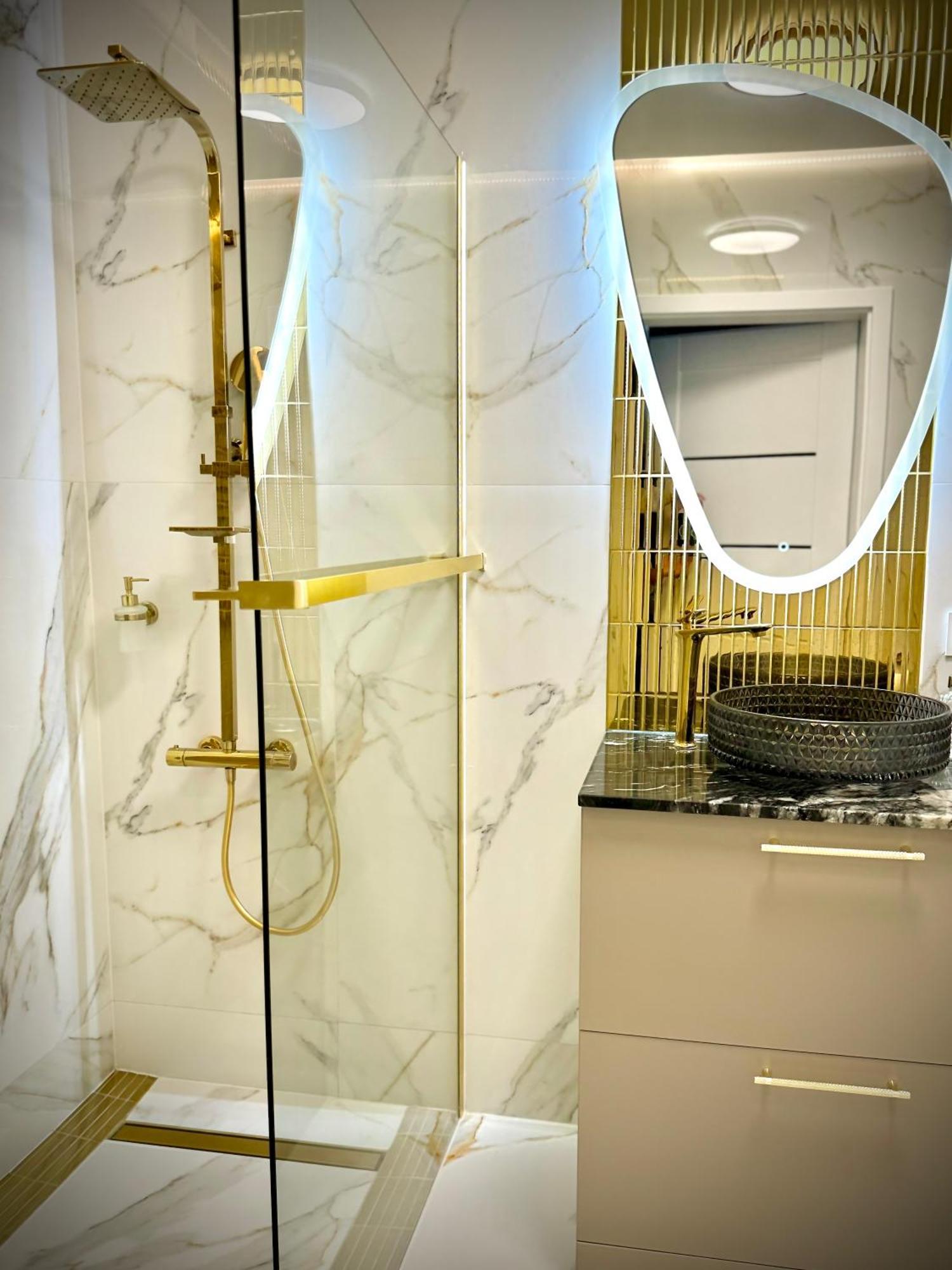 Golden Park Aparthotel Szczecin Bagian luar foto